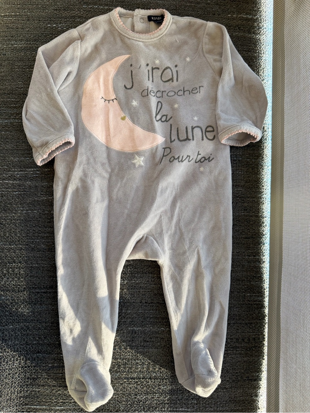 Kiabi Gray & Pink Moon Footed One-Piece Pajamas